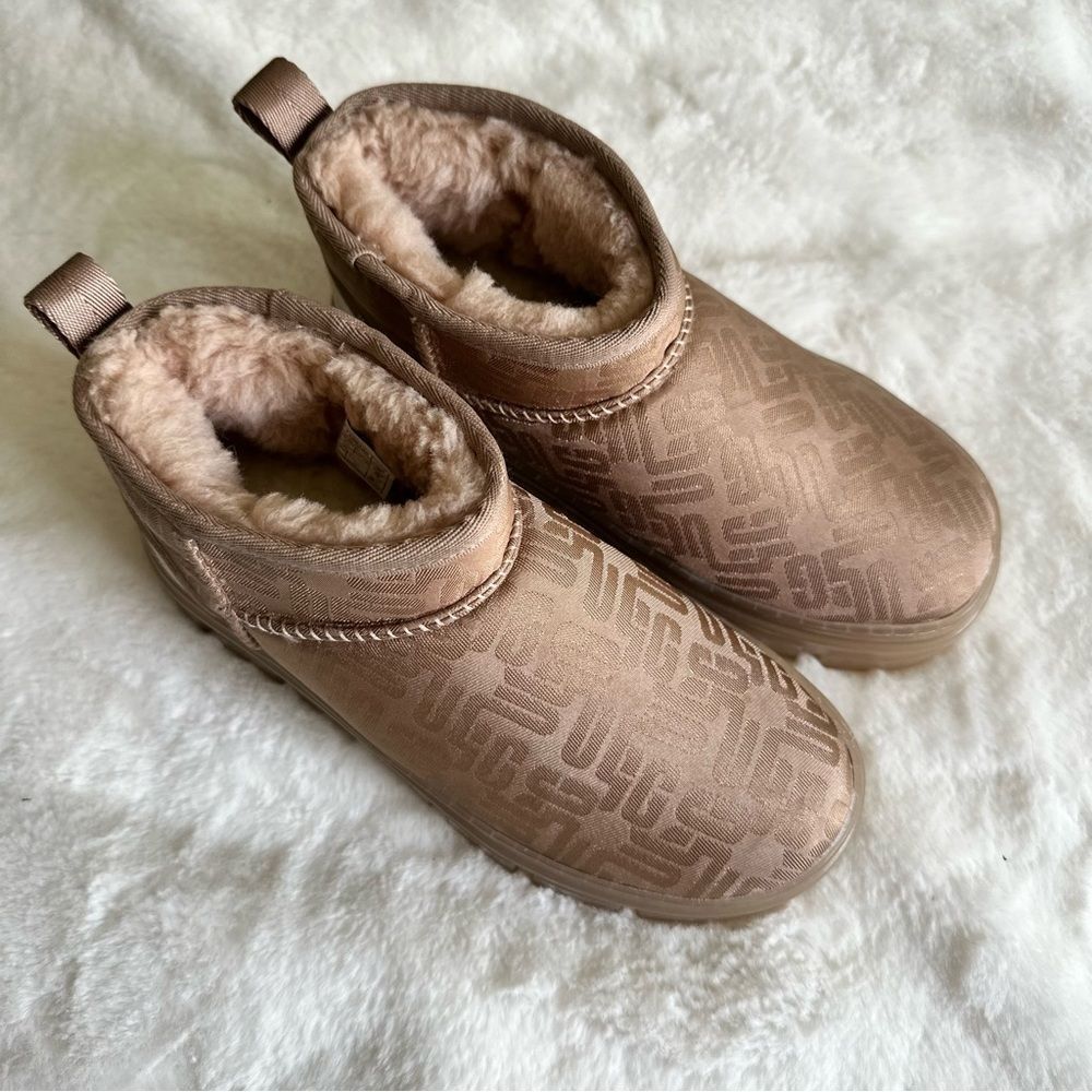UGG Classic Ultra Mini Monogram Boots Women’s Size 5 - Picture 4 of 14